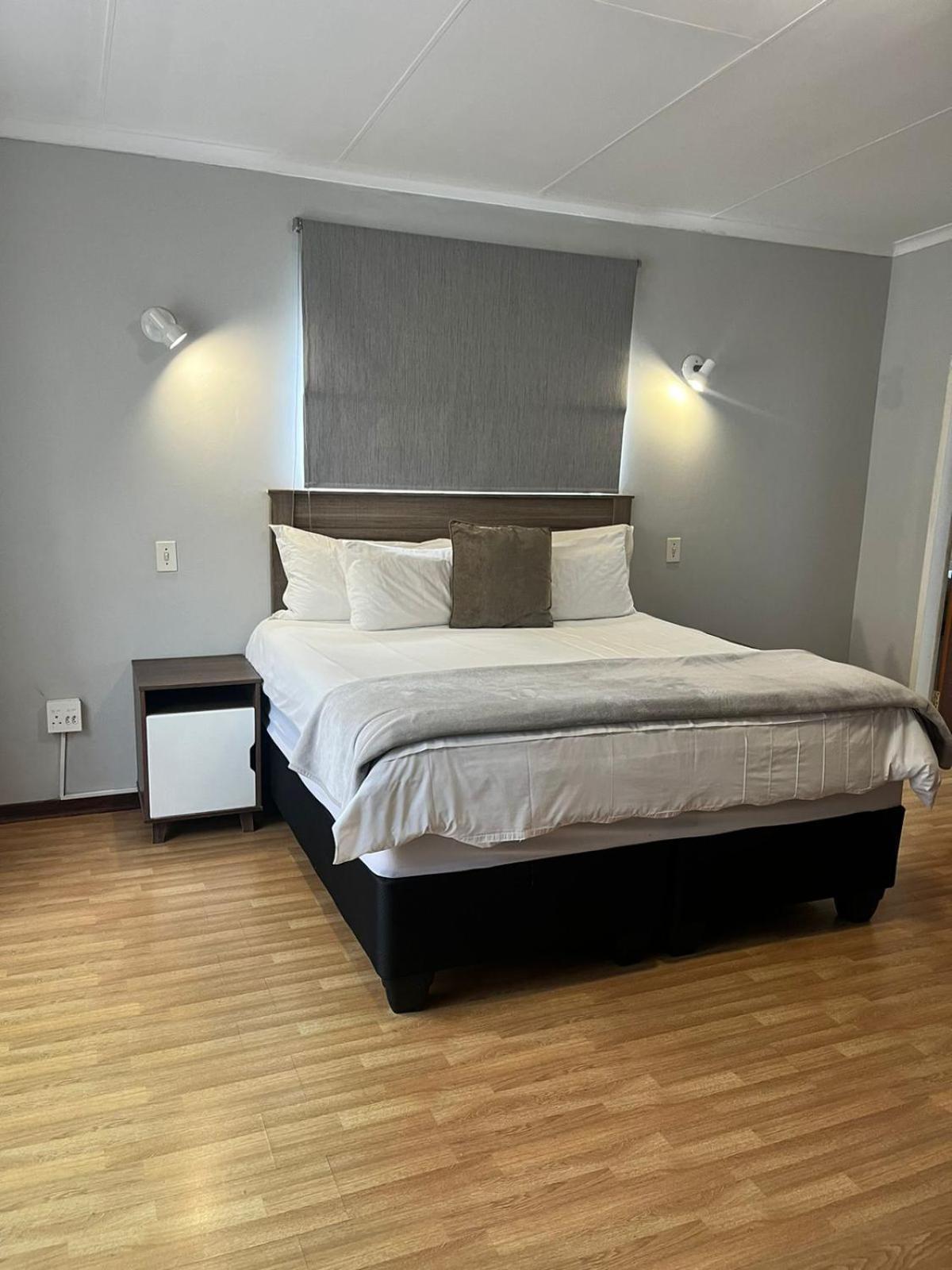 African Kingdom Guest House Boksburg Quarto foto